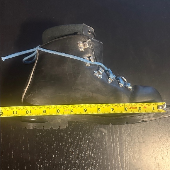 Merrell Ski Boots - Picture 15 of 16